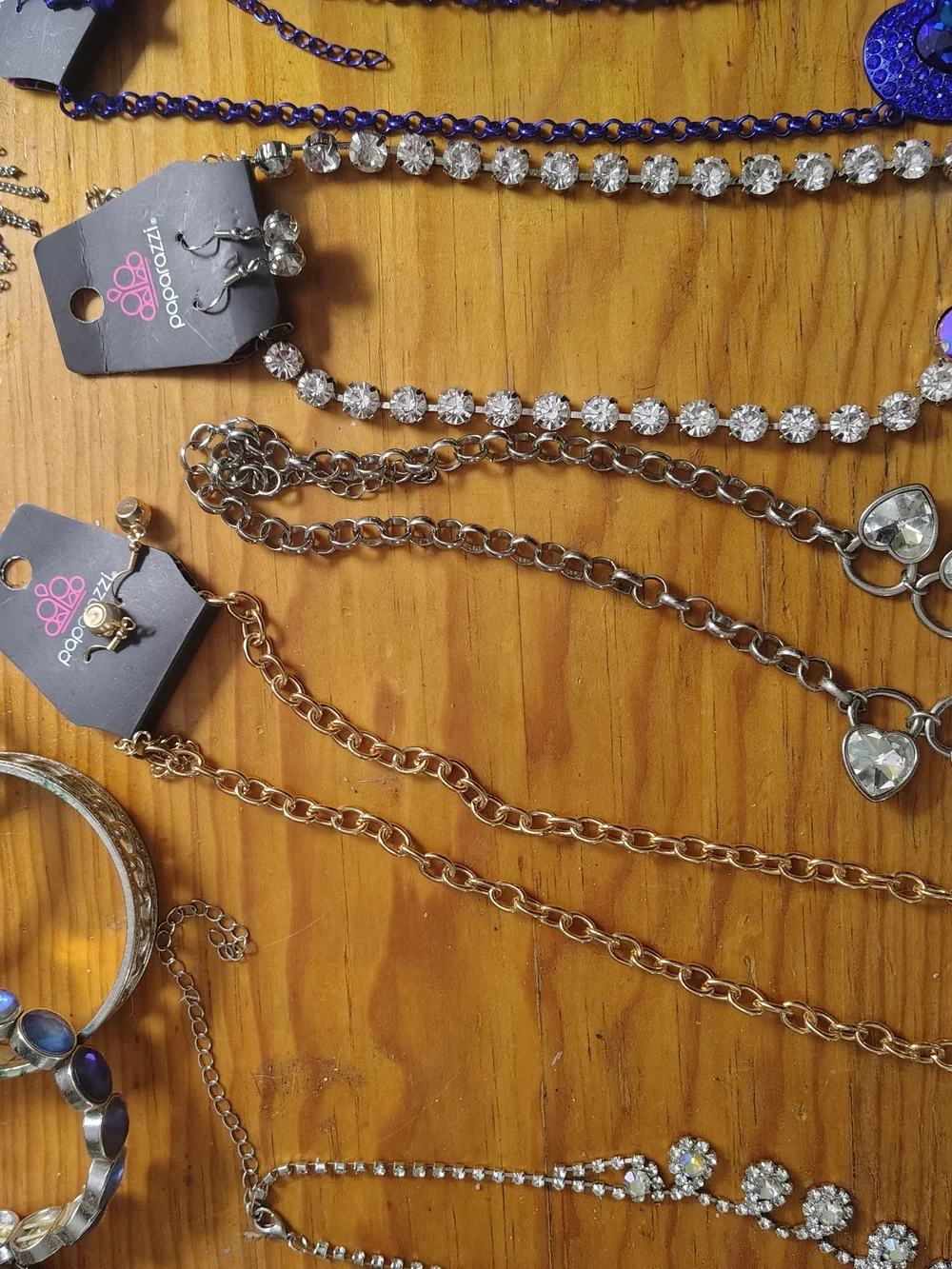 31 Mixed Pieces of New Paparazzi Jewelry